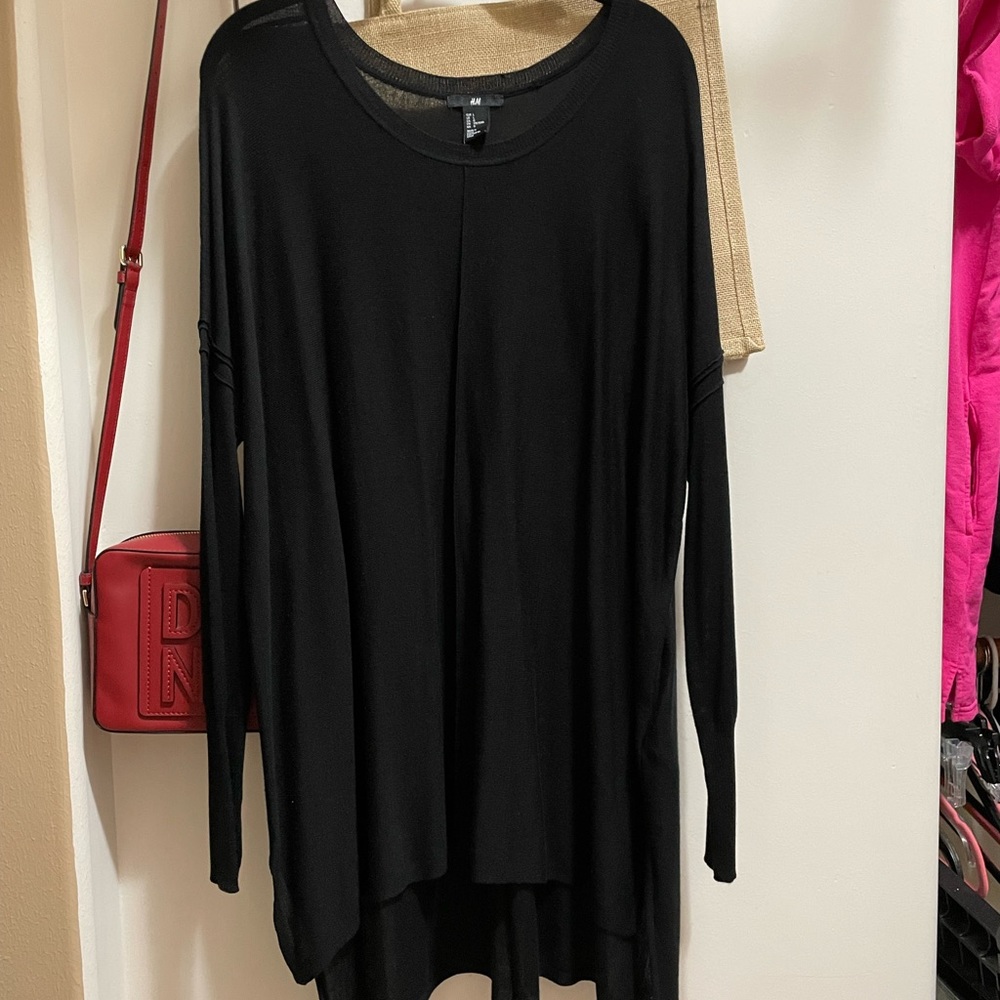 H&M Longline Black Top